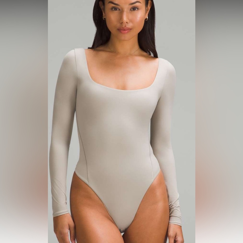 190. Lululemon Wundermost Ultra-Soft Nulu Square-Neck Bodysuit
Riverstone - Picture 1 of 4
